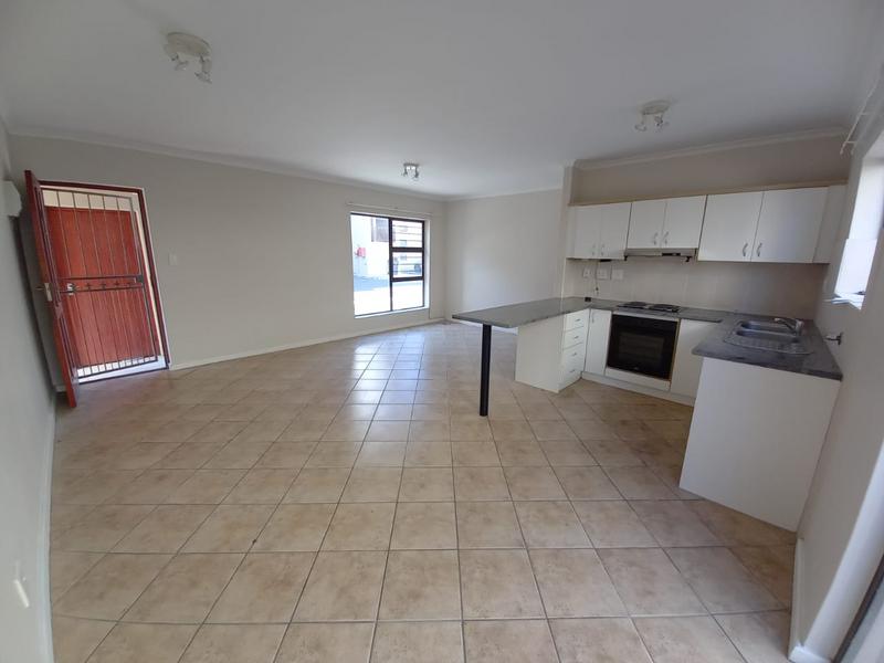 2 Bedroom Property for Sale in Parklands Western Cape